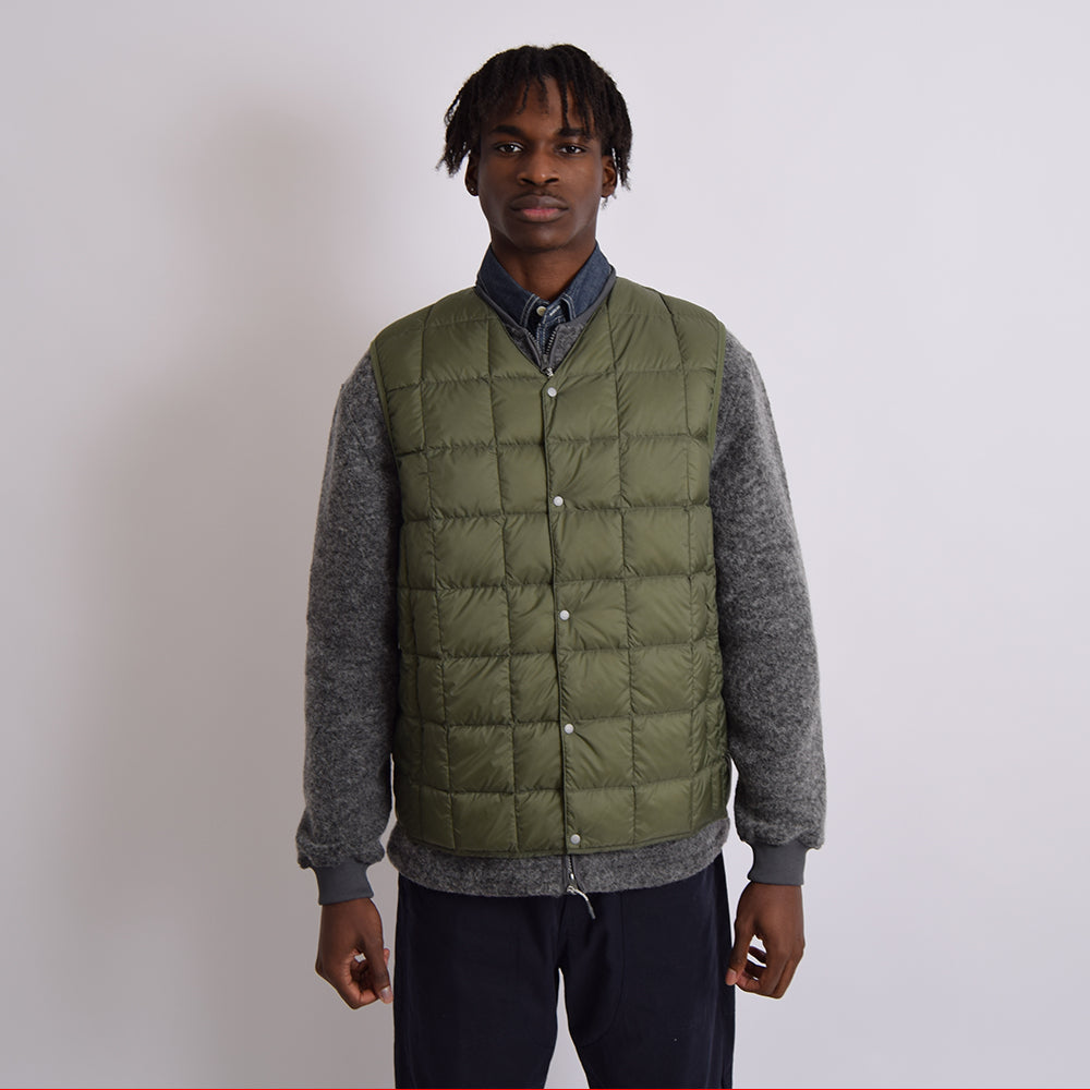 Olive green puffer vest online