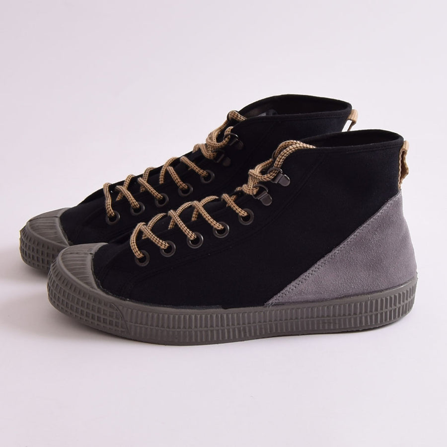 Novesta Star Dribble Hiker Black Grey Boots