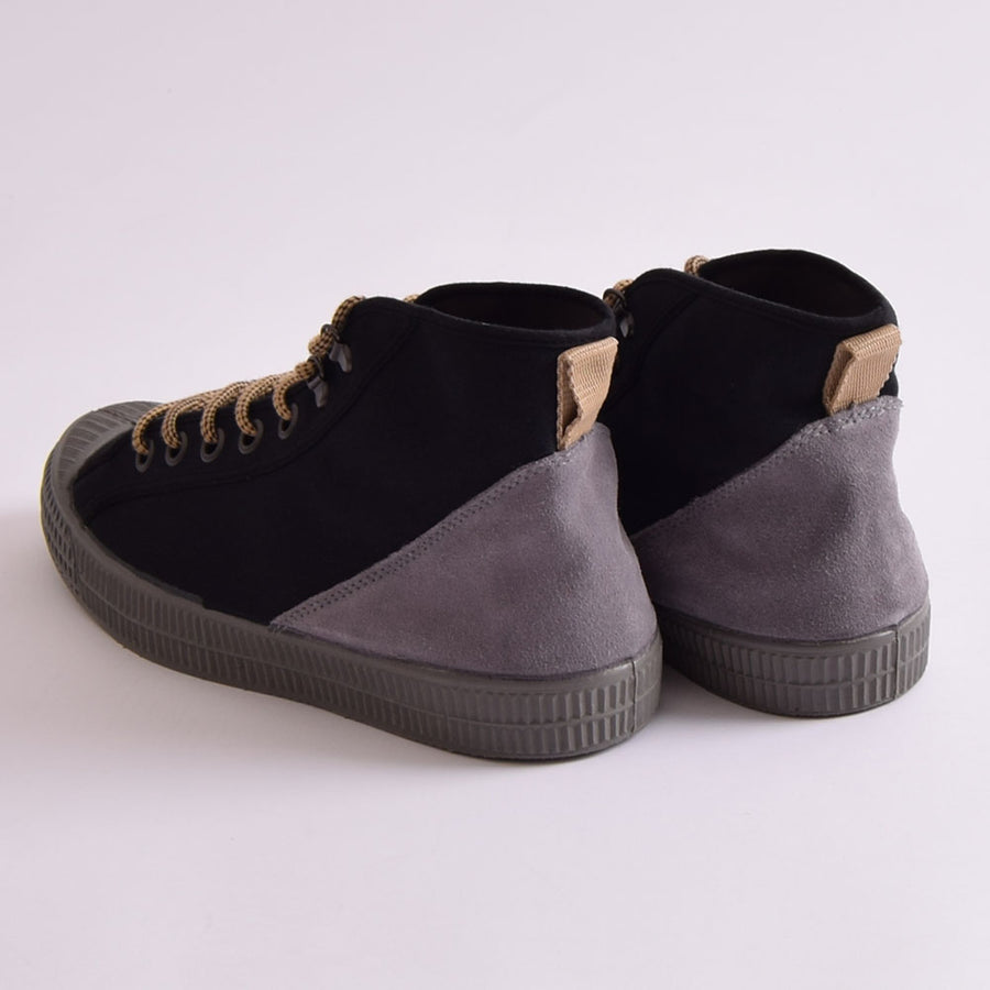 Novesta Star Dribble Hiker Black Grey Boots