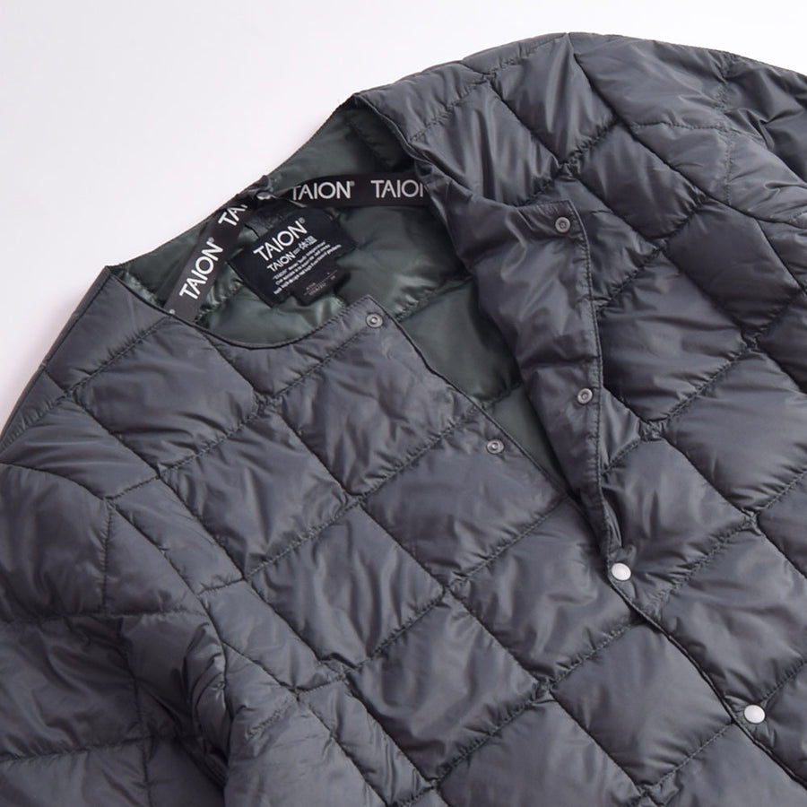 Taion Charcoal Crew Neck Down Jacket